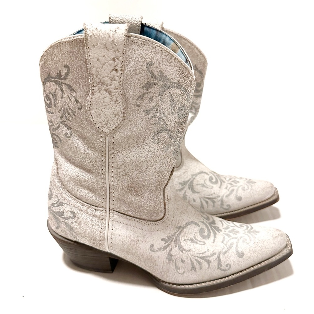 Laredo Snip Toe Antique Tattoo Boot